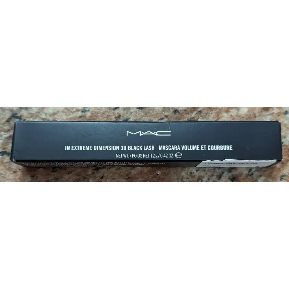 MAC Mascara In Extreme Dimension 3D Black Lash A61 New in Box